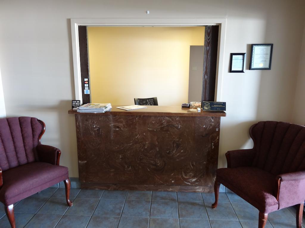Briarwood Inn - Sparta Εξωτερικό φωτογραφία