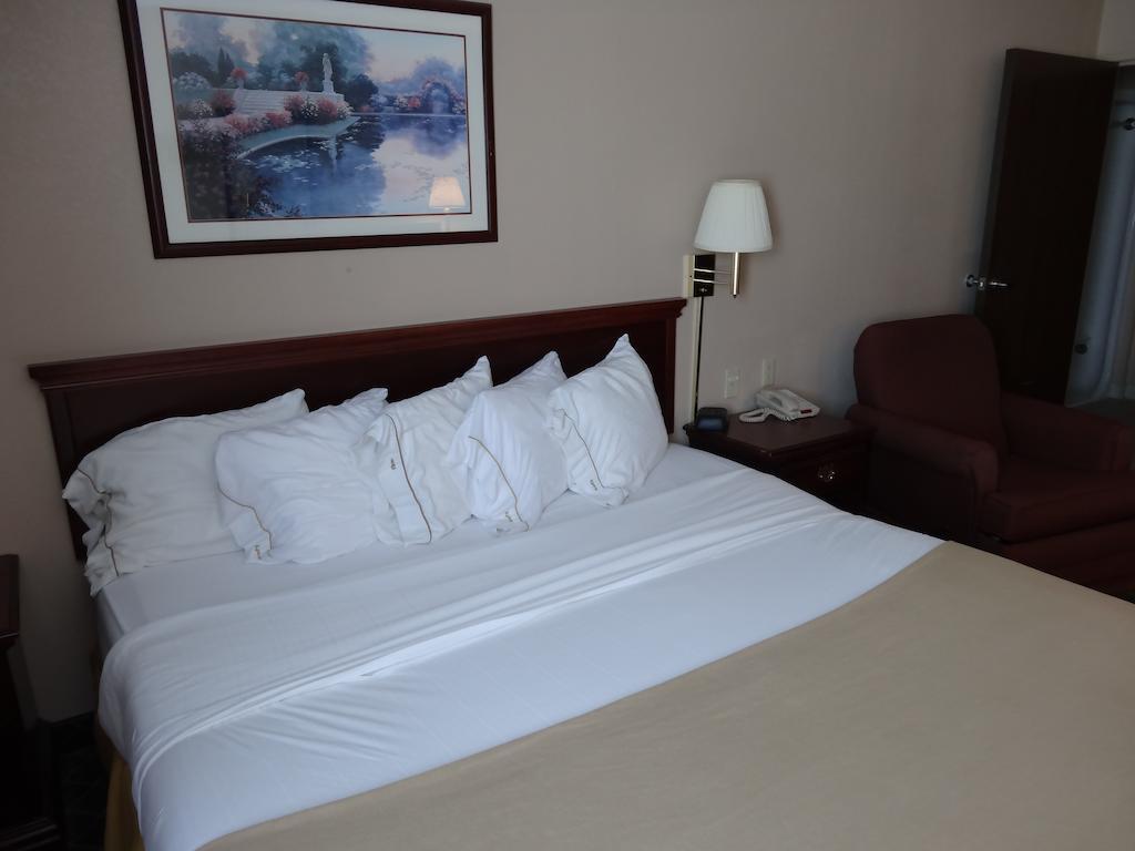 Briarwood Inn - Sparta Δωμάτιο φωτογραφία