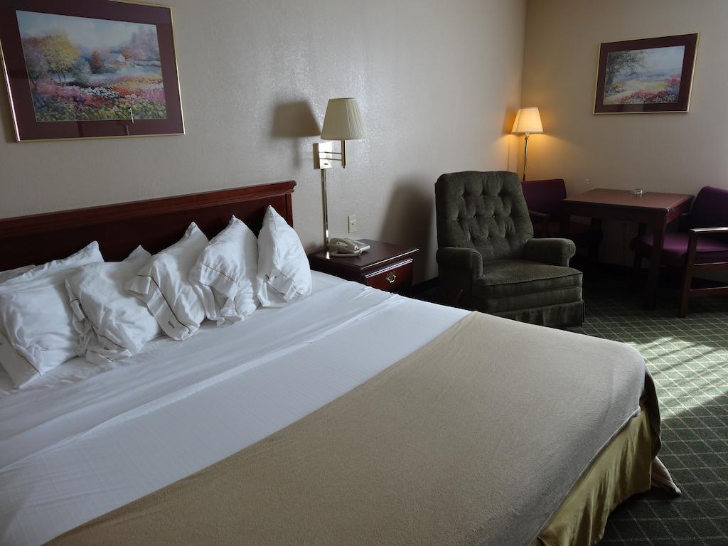 Briarwood Inn - Sparta Δωμάτιο φωτογραφία